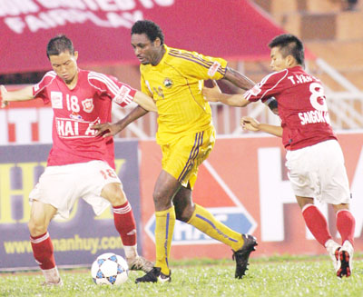 Vòng 3 hạng Nhất: Tây Ninh vững ngôi đầu